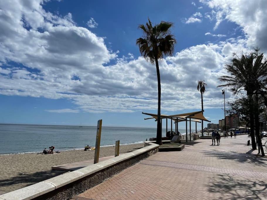 Apartamento Primera Linea Playa-Youtripmalaga Fuengirola Exteriör bild