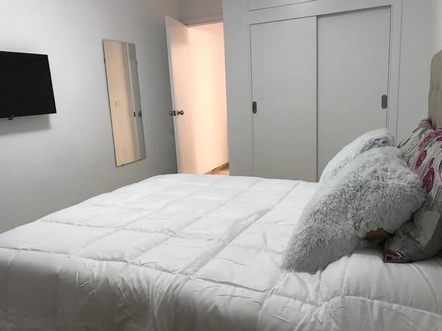 Apartamento Primera Linea Playa-Youtripmalaga Fuengirola Exteriör bild